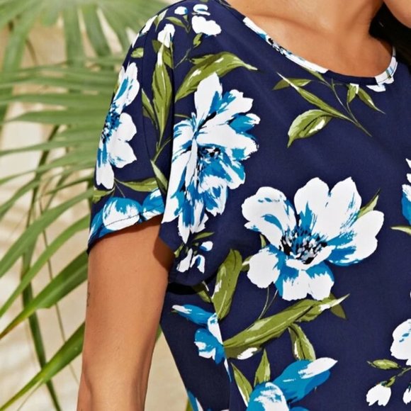 Navy Blue Batwing Sleeve Floral Top in XS, S, M, L - Picture 4 of 4